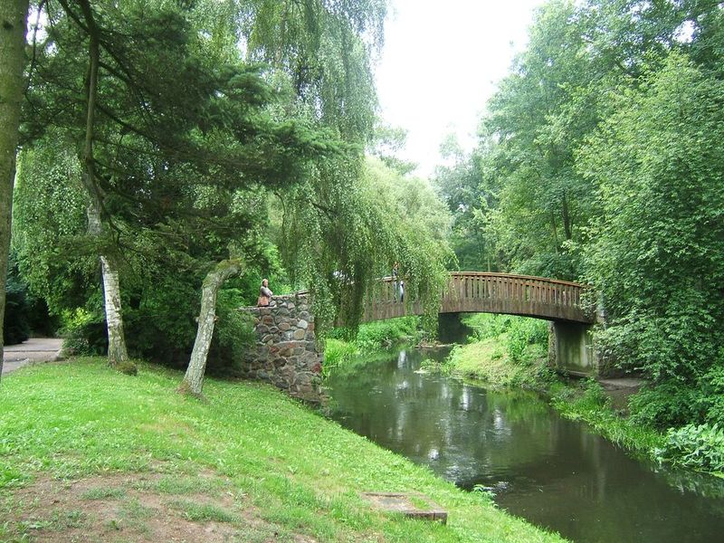 мост в парке