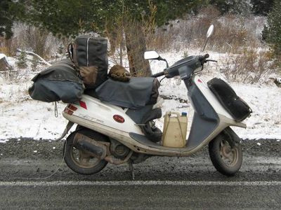 Снег, Алтай и скутер Хонда такт-24